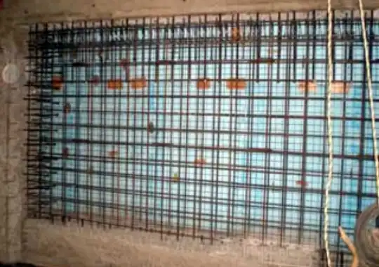 ダレ防止メッシュ設置